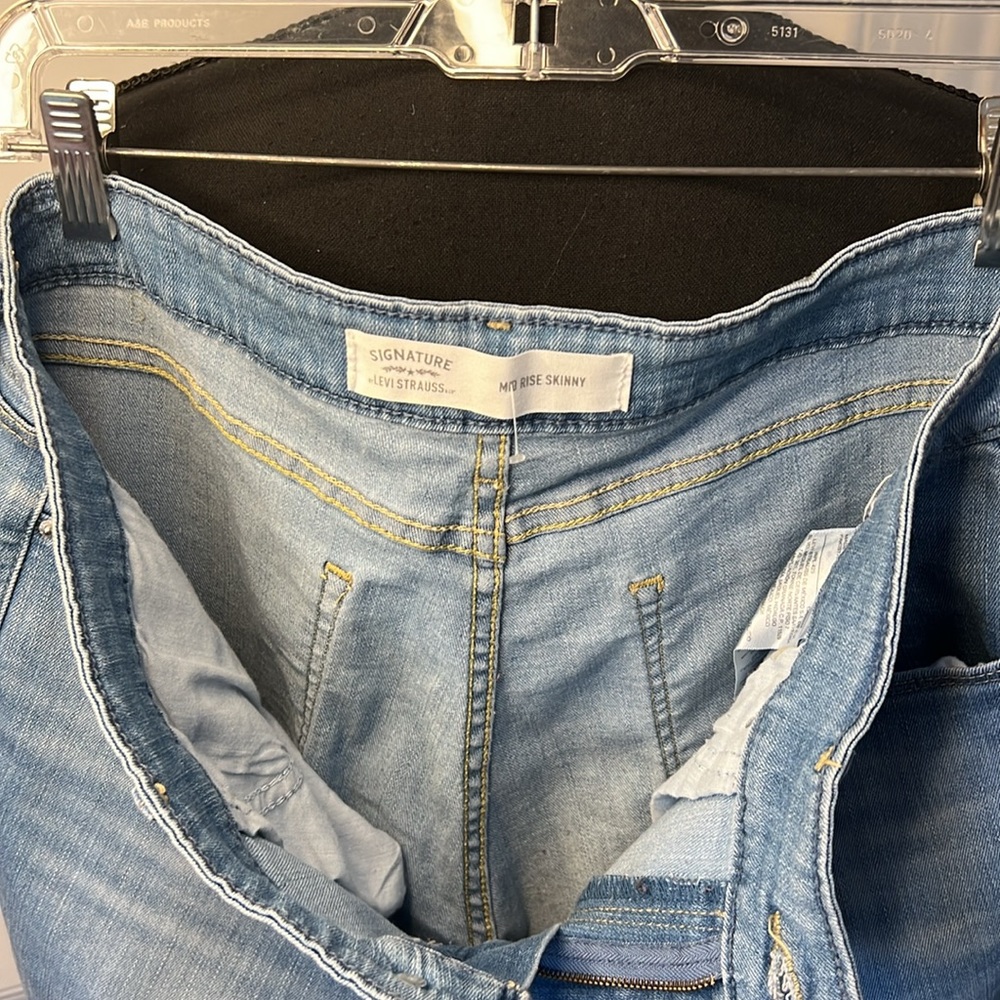 LEVI SIGNATURE JEANS‎ - Picture 8 of 10